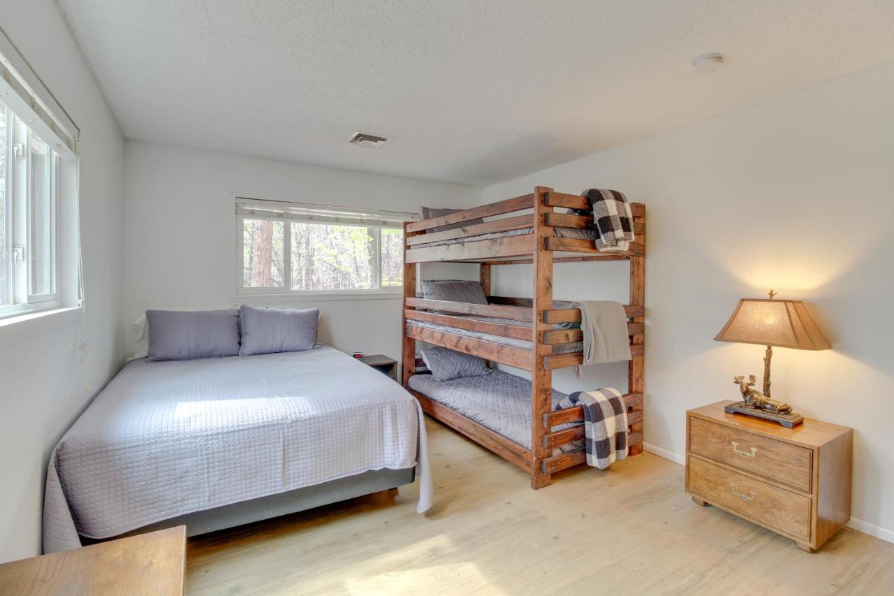 Updated Country Club Cabin, Near Golfing And Hiking! Indian Pine ภายนอก รูปภาพ